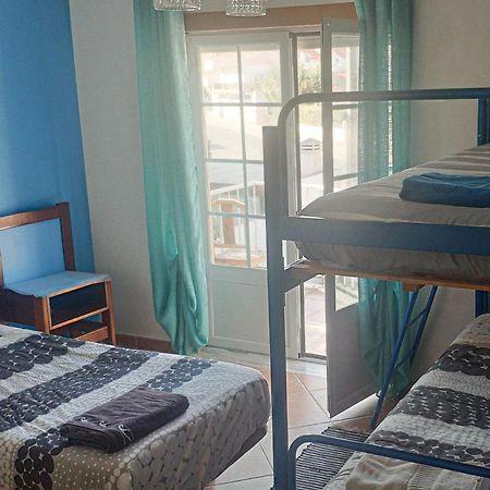 Cloud To Chill Surfhouse Baleal Hostel Фехео Екстериор снимка